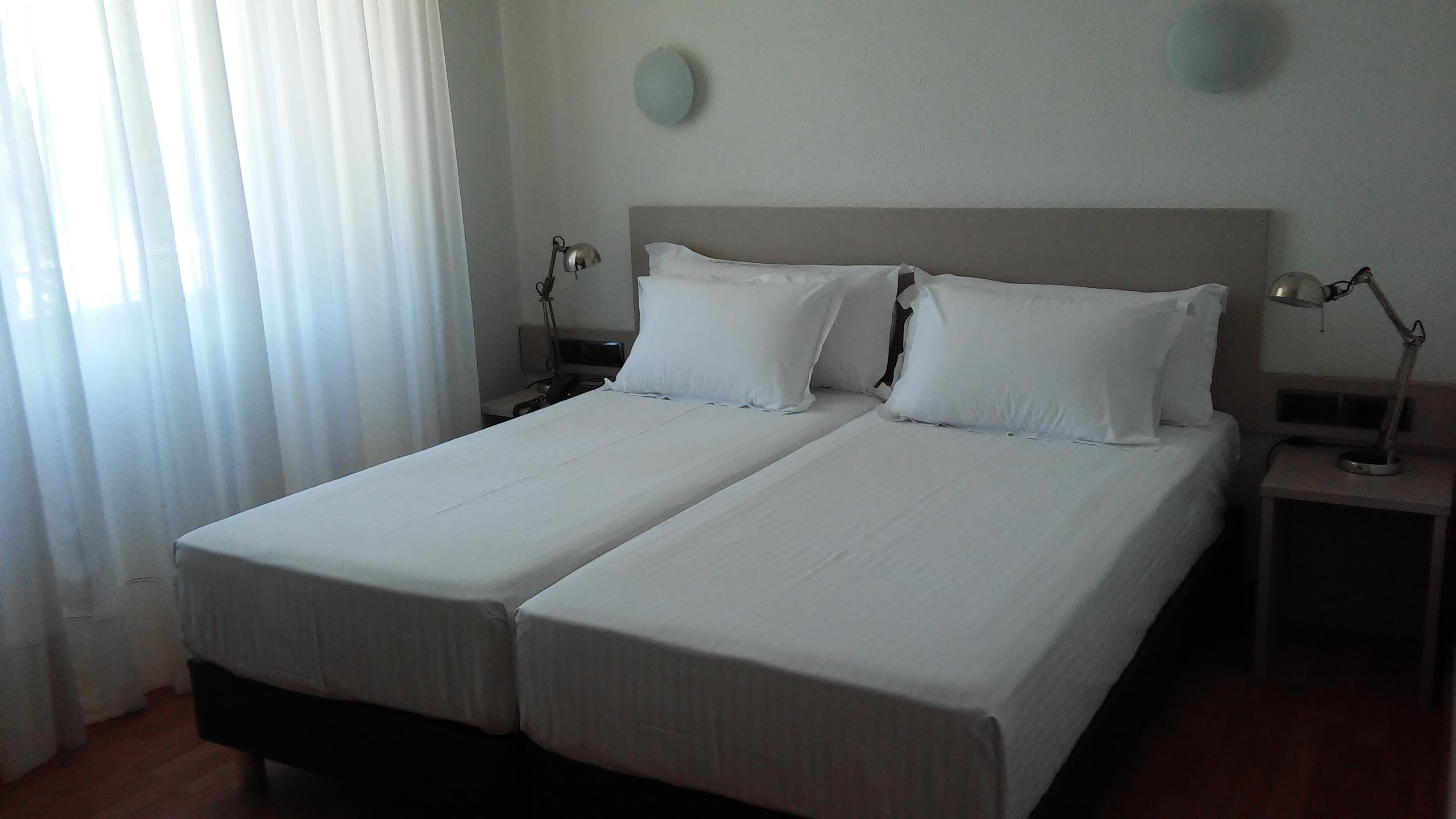Hotel Los Angeles Guarnizo Екстер'єр фото