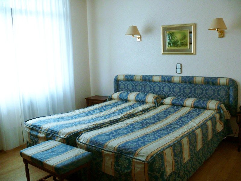 Hotel Los Angeles Guarnizo Екстер'єр фото